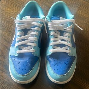Nike Blue and Light Blue Athletic Shoes